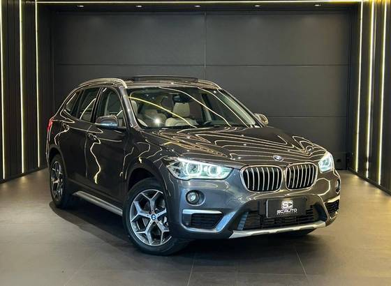 BMW X1 2.0 16V TURBO ACTIVEFLEX SDRIVE20I X-LINE 4P AUTOMÁTICO BMW X1 2.0 16V TURBO ACTIVEFLEX SDRIVE20I X-LINE 4P AUTOMÁTICO